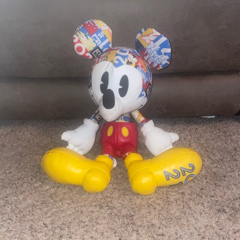 Disney Mickey Plush 20-21 Limited Edition